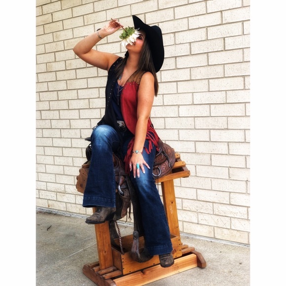 Meet your Posher, Samantha - Picture 5 of 6